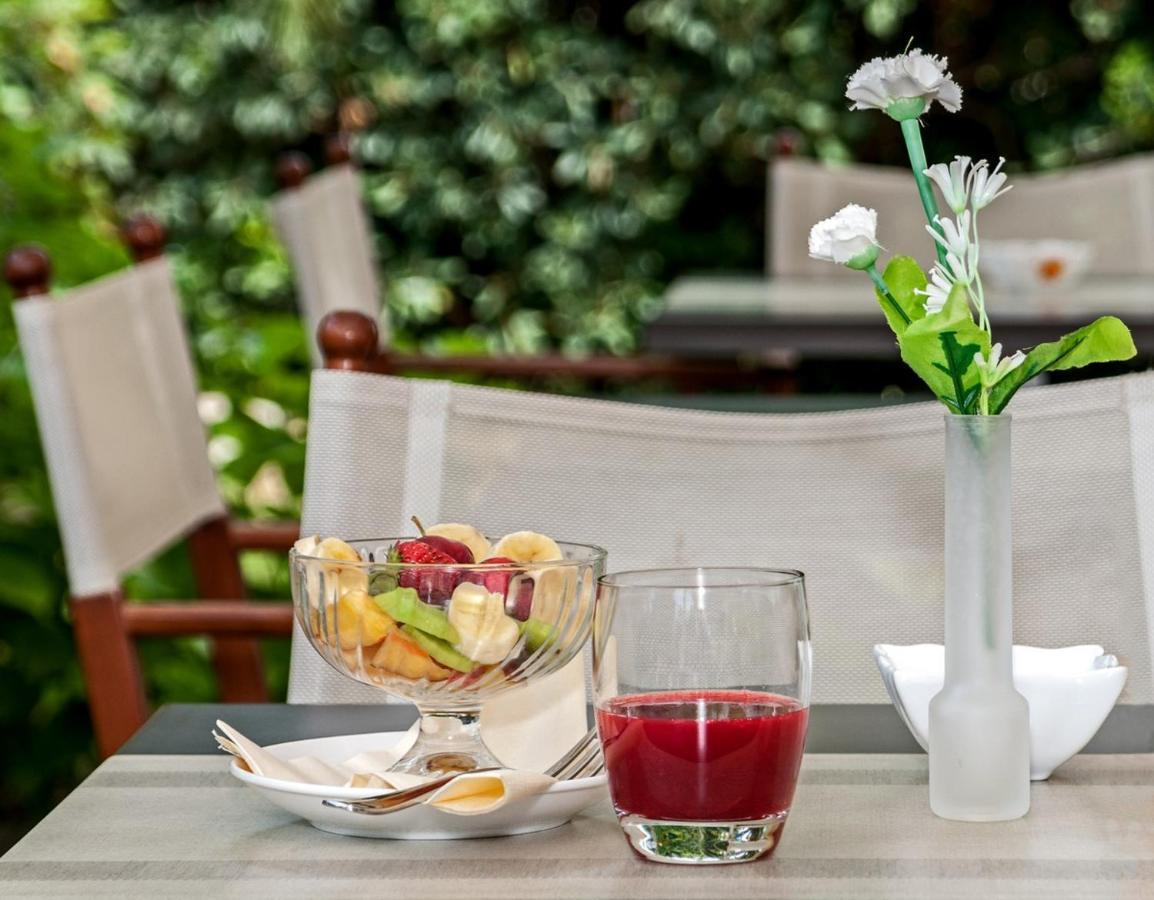 Hotel Coluccini Marina di Pietrasanta Ngoại thất bức ảnh
