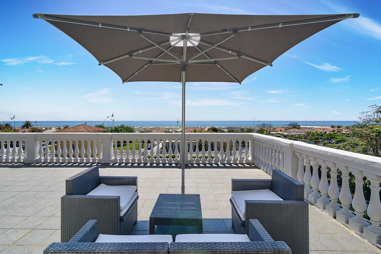 Hotel Coluccini Marina di Pietrasanta Ngoại thất bức ảnh
