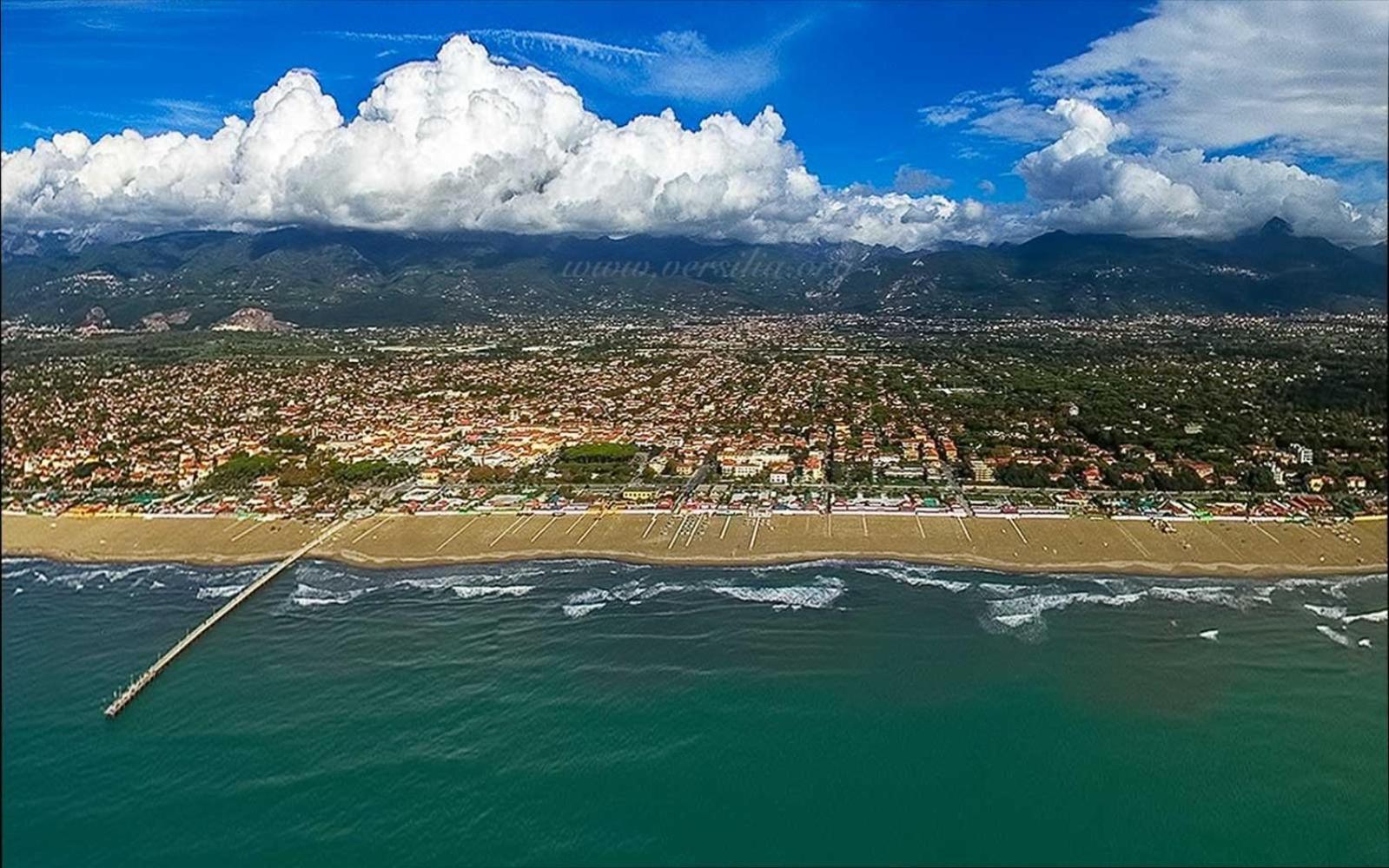 Hotel Coluccini Marina di Pietrasanta Ngoại thất bức ảnh